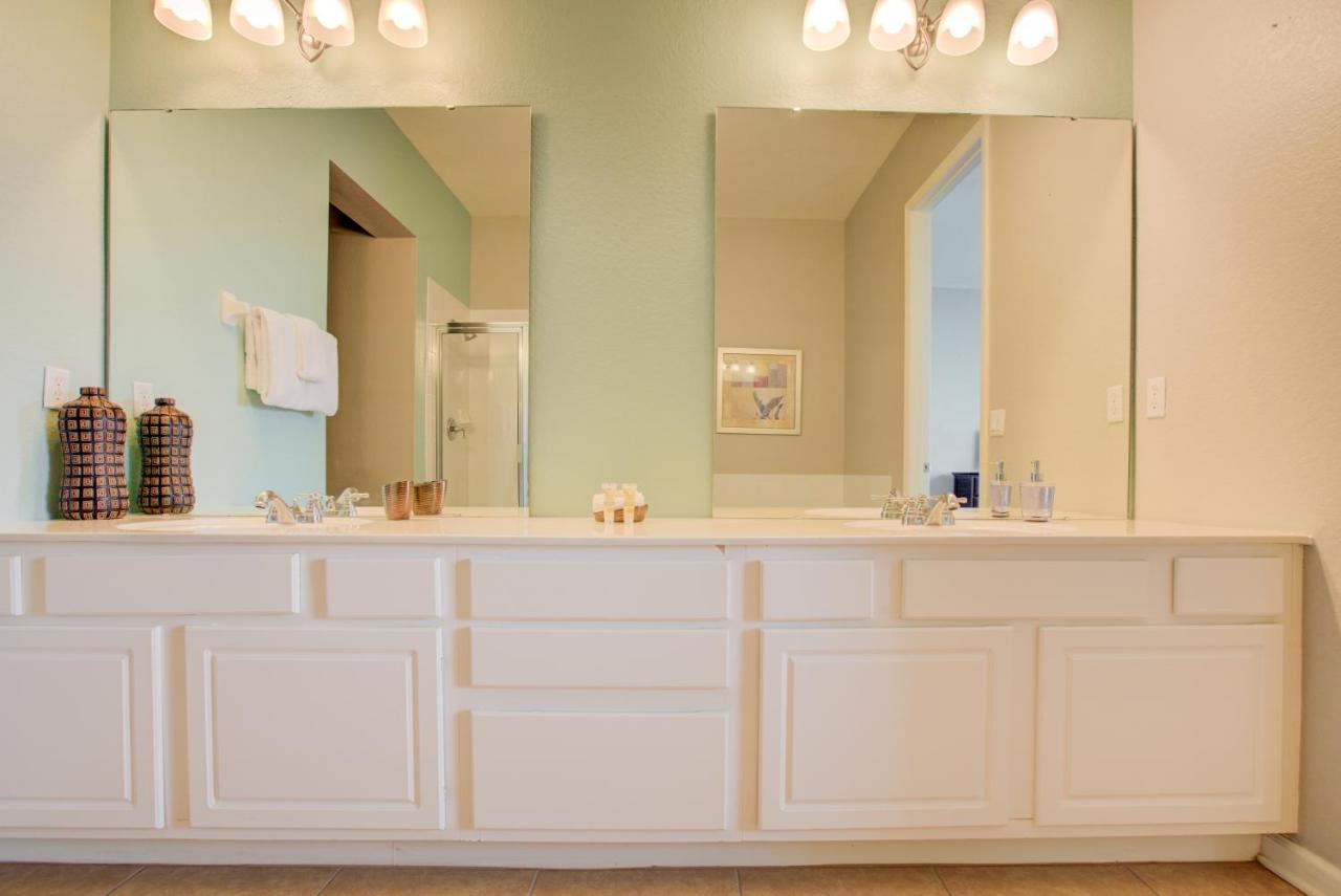 Top-floor Luxurious Lakeview Apartamento Orlando