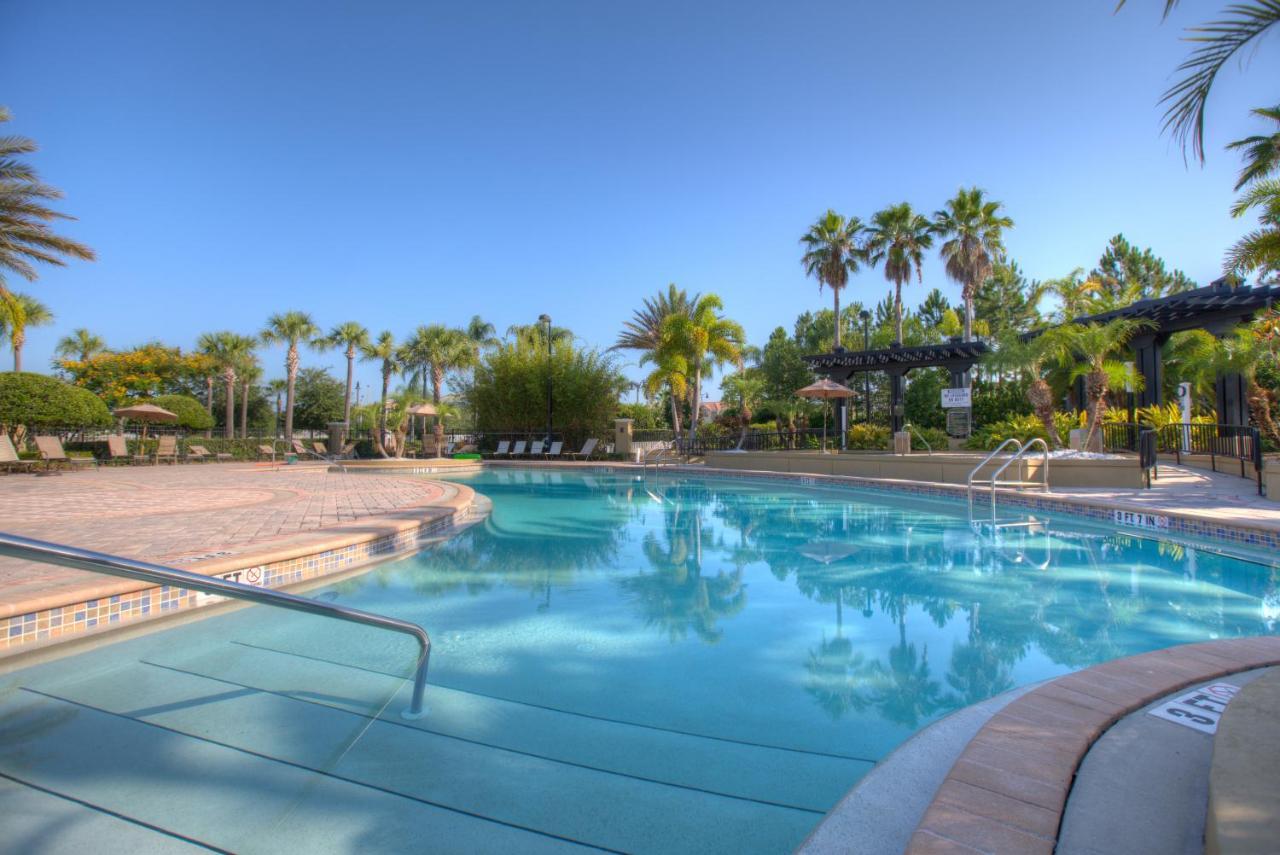 Apartamento Top-floor Luxurious Lakeview
