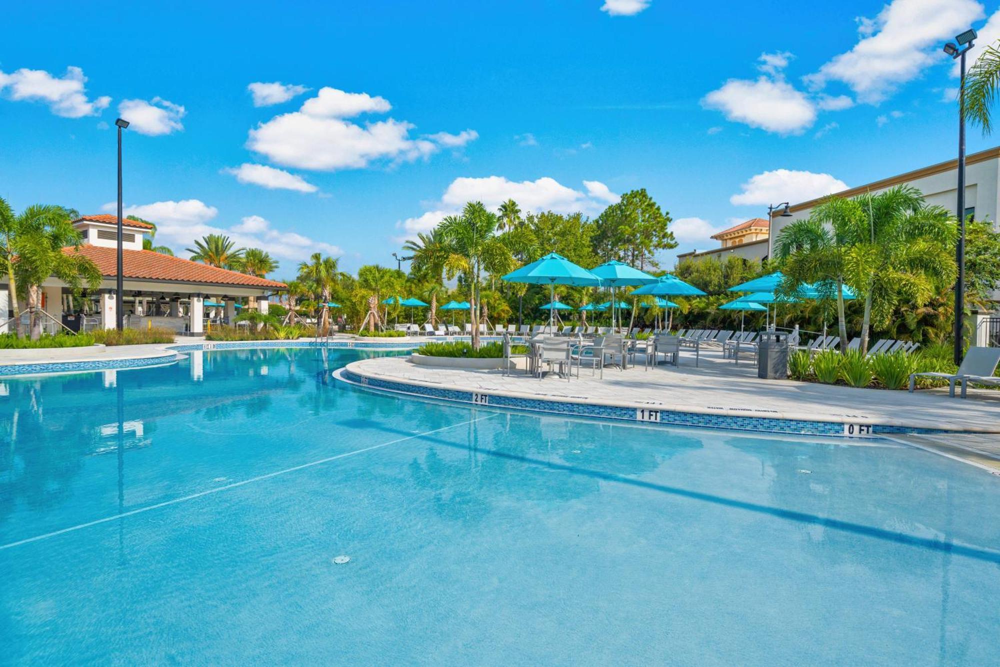Apartamento Top-floor Luxurious Lakeview