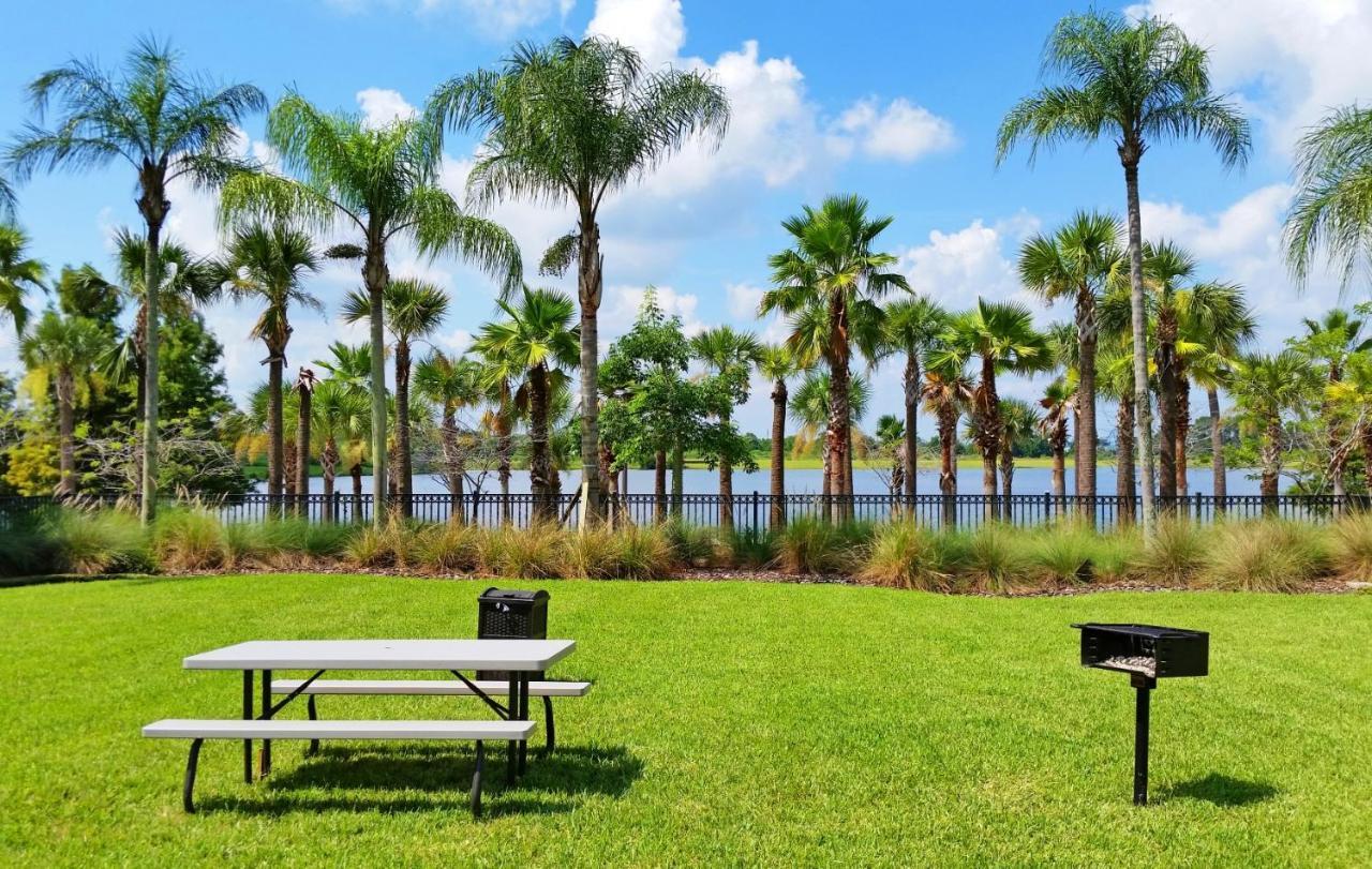Apartamento Top-floor Luxurious Lakeview